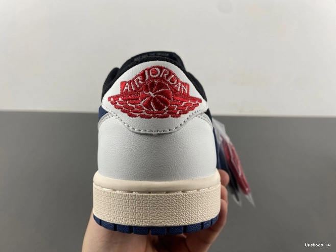  DM7866-713 RETRO OG JORDAN SP SCOTT 1 LOW TRAVIS  0823
